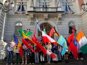 Parade Tour Du Monde au Stadium 2024, devant l'hôtel de ville de Chambéry